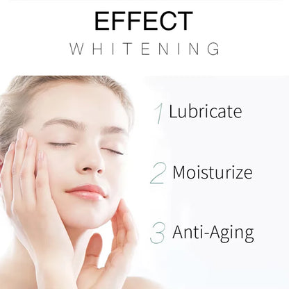 Crème hydratante pour le visage au curcuma.